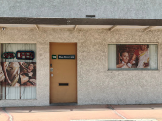Blue Moon Spa