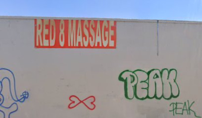 Red 8 Massage