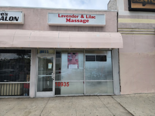 Lavender & Lilac Massage