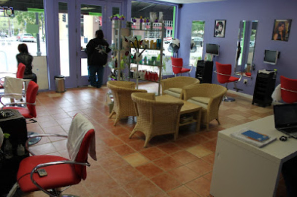 JJ's Hair And Spa