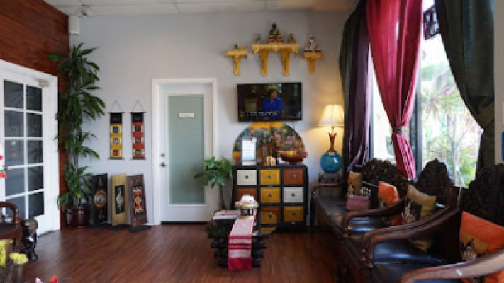 Dhara Dhevi Thai Massage